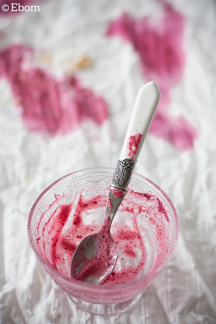 56c47-espuma_frutosrojos_6
